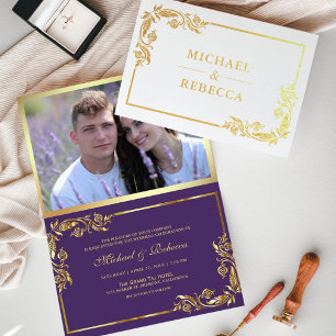Invitation de mariage florale violette en feuille