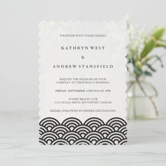 Invitation de mariage moderne Black+White Beach (Debout devant)