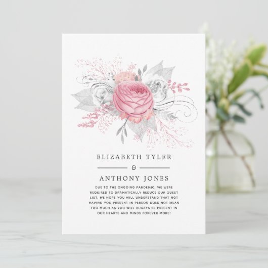 Invitation de mariage réduite à fleurs roses et ar (Debout devant)