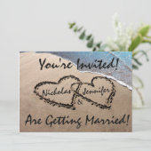 Invitation de mariage sur la plage Deux cœurs dans (Debout devant)