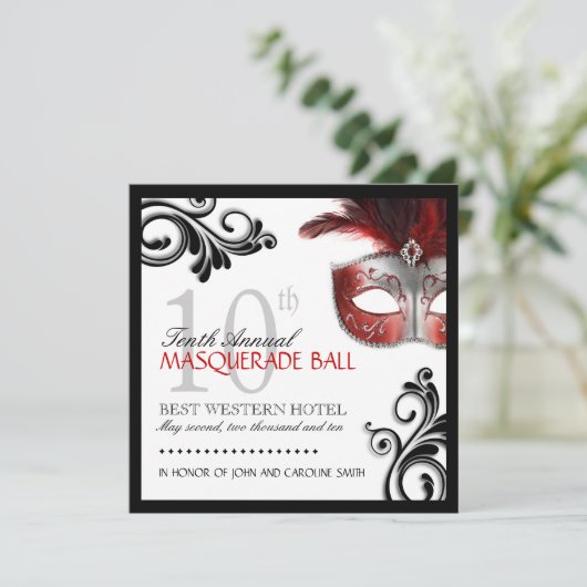 Invitation de mascarade (Debout devant)