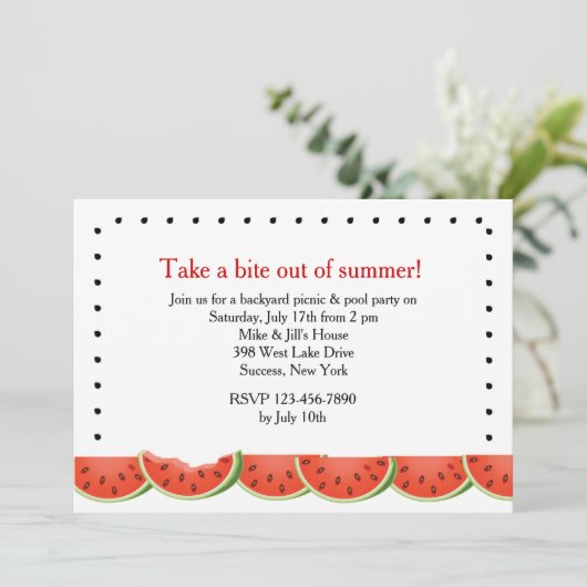 Invitation de morsure de pastèque (Debout devant)