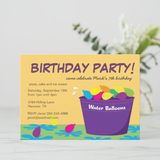 Invitation de partie de ballon d'eau (Debout devant)