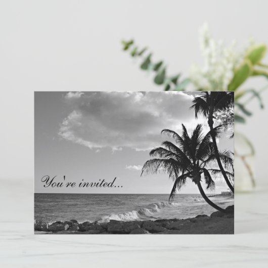 Invitation de plage tropicale en noir et blanc (Debout devant)