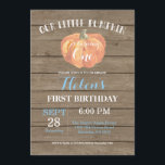 Invitation de premier anniversaire Citrouille Rust<br><div class="desc">Invitation de premier anniversaire Citrouille Rustique. Fond en bois rustique. Bleu. Invitation pour garçon ou fille pour un anniversaire. 1er 2ème 3ème 4ème 5ème 6ème 7ème 8ème 9ème 10ème, tous âges. Pour une personnalisation supplémentaire, veuillez cliquer sur le bouton "Personnaliser" et utiliser notre outil de conception pour modifier ce modèle....</div>