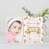 Invitation de premier anniversaire rose et or | Co (Debout devant)
