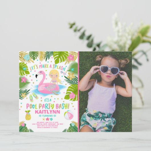 Invitation de réception au bord de la piscine de (Debout devant)