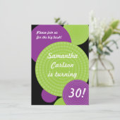 Invitation de recouvrement d'anniversaire de (Debout devant)