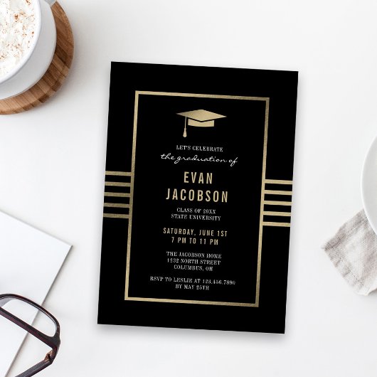 Invitation de remise de diplômes avec bouchon doré