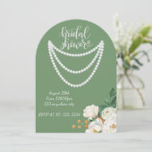 Invitation de shower de mariage perles florales ve (Debout devant)
