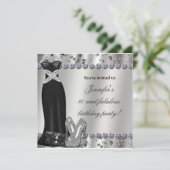 Invitation de soirée en robe noire formelle avec t (Debout devant)