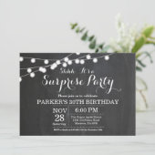 Invitation de surprise d'anniversaire 30 ans Table (Debout devant)