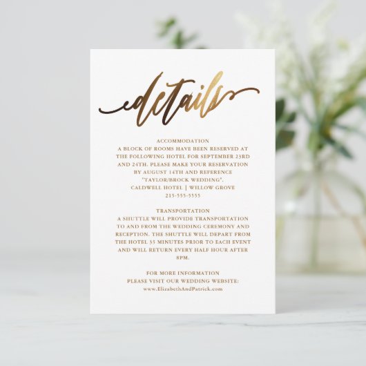 Invitation de typographie de script Gold Elegant (Debout devant)