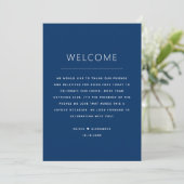Invitation Deep Blue Timeline. Nautical Navy Wedding Schedule (Debout devant)