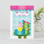 Invitation Déjeuner féminin, tasses à thé, assiettes et gâtea (Debout devant)