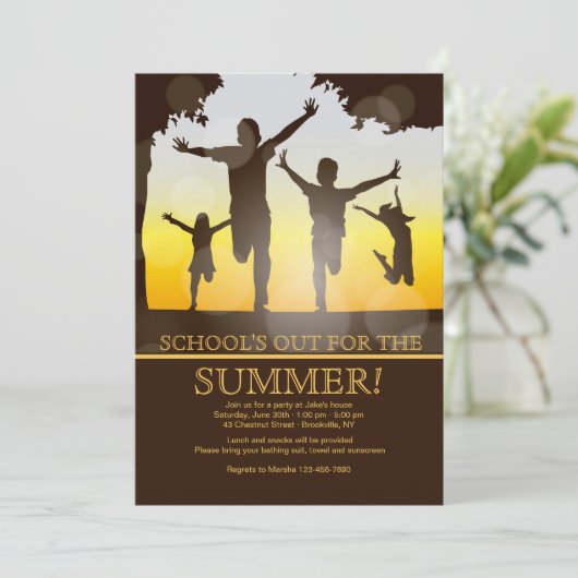 Invitation d'enfants heureux (Debout devant)