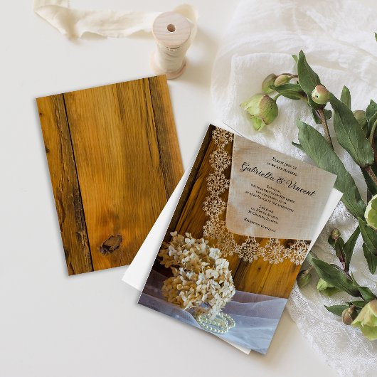 Invitation Dentelle de campagne et fleurs Mariage de grange