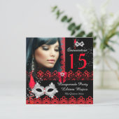 Invitation Dentelle rouge Masquerade Quinceanera (Debout devant)