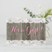 Invitation Dentelle rustique et Baby shower en bois de grange (Debout devant)