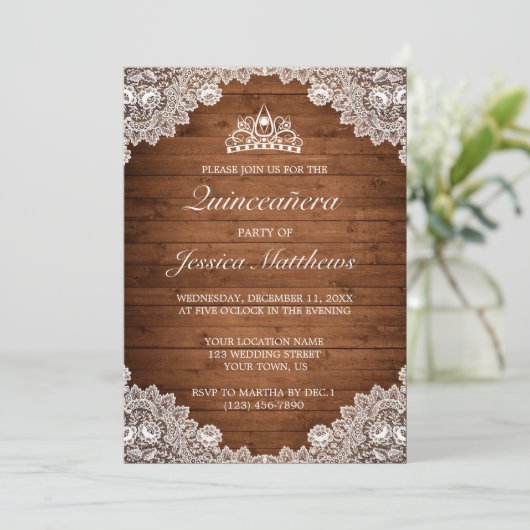 Invitation Dentelle rustique et blanche Tiara Quinceañera (Debout devant)