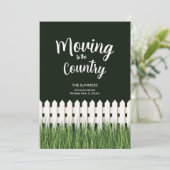 Invitation Déplacement à la campagne avec clôture blanche et  (Debout devant)