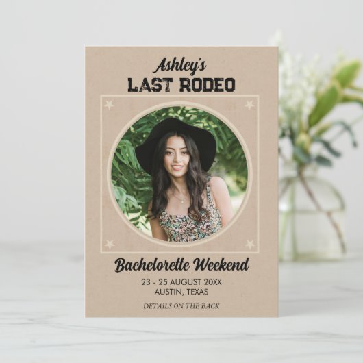 Invitation Dernier Rodéo Week-end de Destination pour Future  (Debout devant)