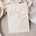 Invitation Désert de Whimsical | Dîner de répétition beige<br><div class="desc">Ce désert fantaisiste | dîner de répétition beige est parfait pour votre simple dîner de répétition western beige et terre cuite rustique. La palette de couleurs de saumons neutres est vintage au sud-ouest avec une touche rétro moderne. Le script est une délicate calligraphie minimaliste manuscrite qui est assez élégant et...</div>