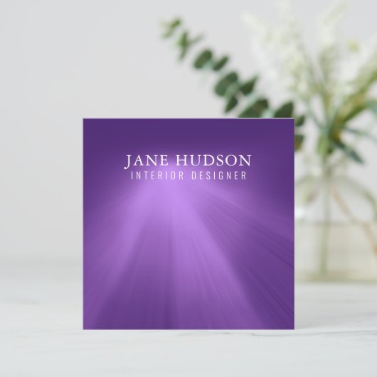 Invitation Design Élégant Moderne Propre Violet Luxueux (Debout devant)