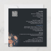 Invitation Design floral bleu foncé élégant avec accents de b (Dos)