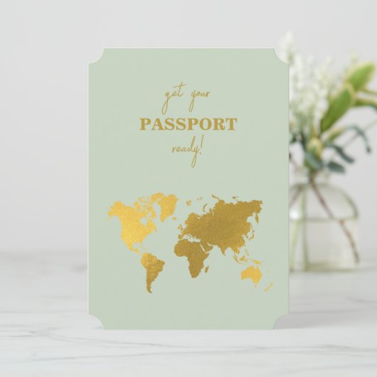 Invitation Destination Mariage Monde Passport Sage Vert Or (Debout devant)