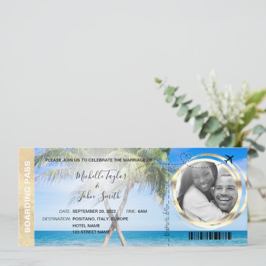 Invitation Destination Mariage Pass Embarquement Plage Ocean  (Debout devant)