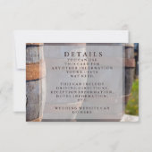 Invitation Détails de mariage vignoble et tonneau de vin rust (Devant)