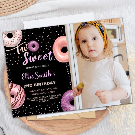 Invitation Deux beignets noirs rose doux photo Donut Annivers
