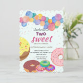 Invitation Deux beignets sucrés et ballons 2e fille d'anniver (Debout devant)