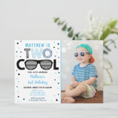 Invitation Deux Cool Sunglass Boy Deuxième anniversaire (Debout devant)
