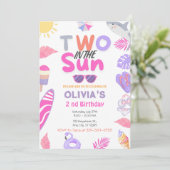 Invitation Deux dans le soleil rose Girl Beach 2 et fête d'an (Debout devant)