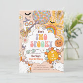 Invitation Deux Éffrayant Retro Halloween fille deuxième anni (Debout devant)