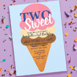 Invitation Deux enfants de crème glacée douce deuxième annive<br><div class="desc">Célébrez la journée spéciale de votre sucré avec ce design Second Sweet Ice Cream Kids Second Birthday. Design dispose d'un grand cône de crème glacée contre un arrière - plan bleu clair. L'inverse est un motif de Crèmes glacées. Page de couverture Fausse fournie par Freepik.com</div>