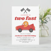 Invitation Deux Fast Lion Red Race Car Boy 2e anniversaire (Debout devant)