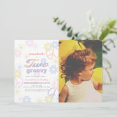 Invitation Deux Super Pastel Color Daisy 2e photo d'anniversa (Debout devant)