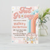 Invitation Deux Super Retro Daisy Rainbow 2e anniversaire (Debout devant)