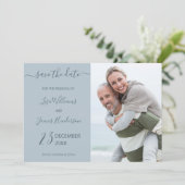 Invitation Deux tons Dusty Blue Photo personnalisée Enregistr (Debout devant)