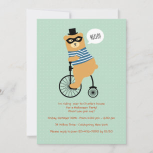 Invitation d'Halloween de l'ours à vélo avec masqu
