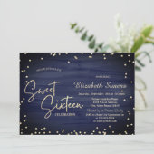 Invitation Diamants Élégants Bleu Marine Or Script Sweet 16 (Debout devant)