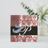 INVITATION DIAMOND FEATHERS ROUGE SOIE BLANCHE DAMASK MONOGRA (Debout devant)