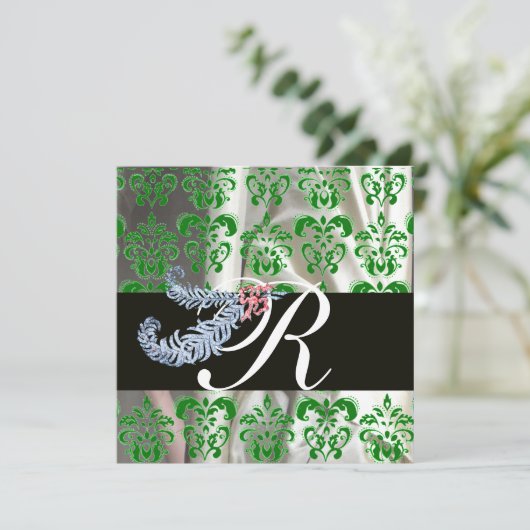 INVITATION DIAMOND FEATHERS VERT SILK BLANC DOMMASK MONOGRAM (Debout devant)