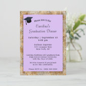 Invitation Dîner Casquette Purple Graduation (Debout devant)