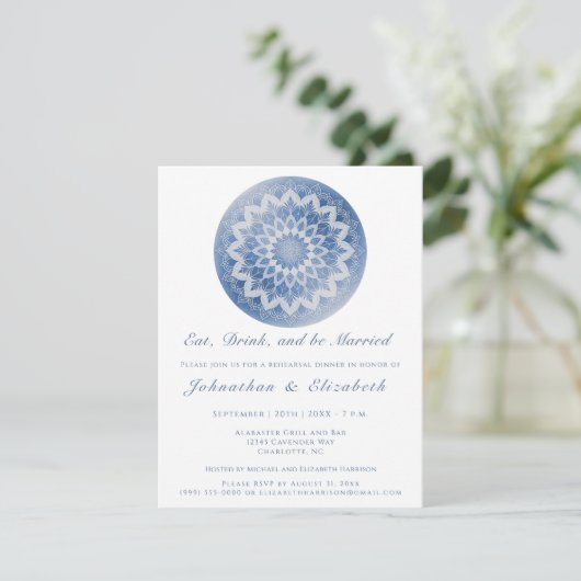 Invitation Dîner de répétition Blue Lace Mandala (Debout devant)