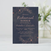 Invitation Dîner de répétition chic bleu marine et Rose or fo (Debout devant)
