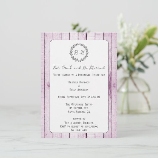 Invitation Dîner de répétition Magenta Rustic Monogram (Debout devant)